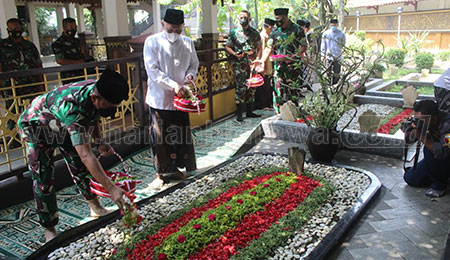 Pangdam V Brawijaya Kunjungi Pesantren Tebuireng Jombang