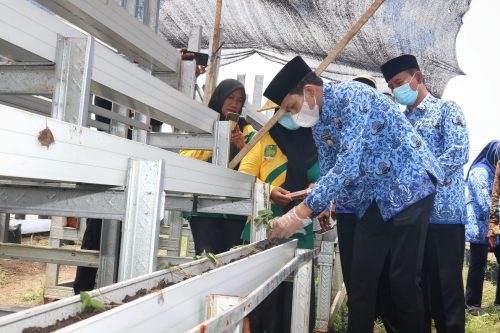 Wisata Agro LinkQ Rintisan Pemerintah Desa Pakis Durenan Dikunjungi Wabup Trenggalek