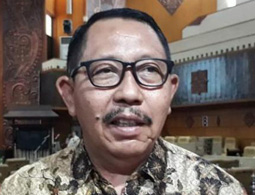 Ketua Komisi A DPRD Jatim Ingatkan Masyarakat Tak Euforia Karena Kebijakan Lepas Masker