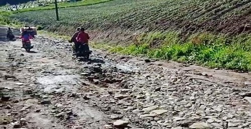 Jalan Ledokombo di Kabupaten Probolinggo Rusak Parah, Butuh  Rp 2,1 Miliar untuk Perbaikan