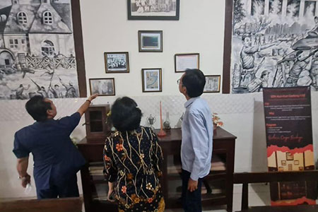 Ayah Soekarno Pernah Mengajar di Surabaya