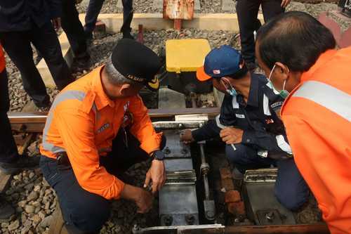 KAI Daop 8 Inspeksi Stasiun Mojokerto Sampai Stasiun Surabaya Gubeng