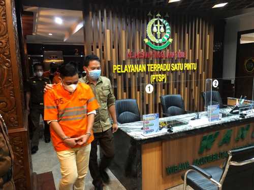 Kejaksaan Tinggi Jawa Timur Tahan Tersangka Kredit Macet PT AGM Rp5,4 Miliar