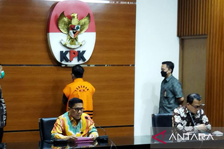 KPK Menahan Wakil Ketua DPRD Tulungagung