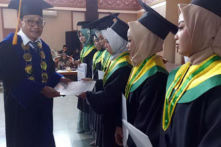Stikes Hafshawaty Wisuda Program Diploma, Sarjana dan Profesi
