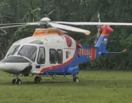 Cuaca Buruk, Helikopter Kapolda Mendarat Darurat di Tulungagung