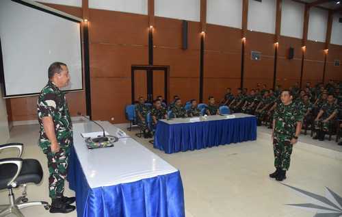 Pangkoarmada II Gelar Briefing Awal Penyelenggaraan Operasi Amfibi