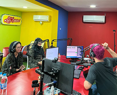 Gandeng Radio, BPJAMSOSTEK Surabaya Tanjung Perak Kampanyekan Pentingnya Jaminan Sosial