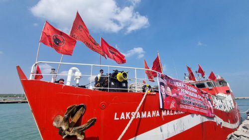 Kapal RS Laksamana Malahayati Sandar di Surabaya, PDIP Gelar Pengobatan Gratis untuk Rakyat