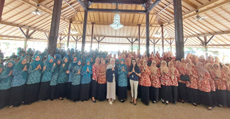 Bupati Cirebon Dorong PKK dan Dharma Wanita Daftar BPJS Ketenagakerjaan