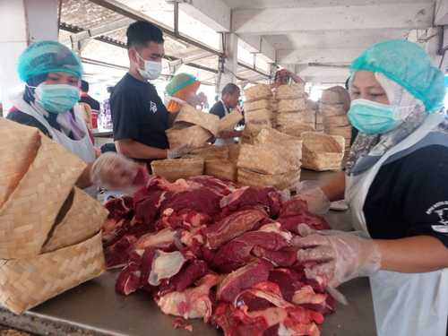 RPH Surabaya Siapkan 5 Ton Daging Kulineran Nataru Disertai Diskon