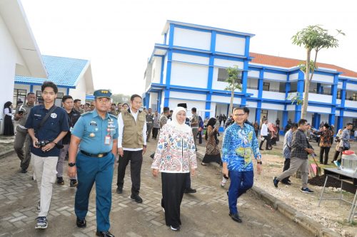 Gubernur Khofifah Resmikan SMKN Maritim  Berasrama Pertama di Indonesia