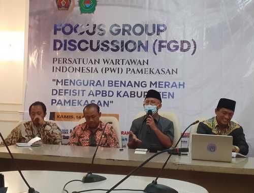 Ketua DPRD Ajak Wartawan Kawal APBD Kabupaten Pamekasan